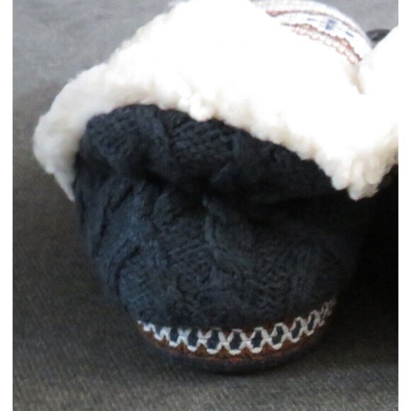 Muk Luks Sweater Knit Faux Shearling Indoor Outdoor Sole Slippers Size 7-8 - Picture 3 of 8